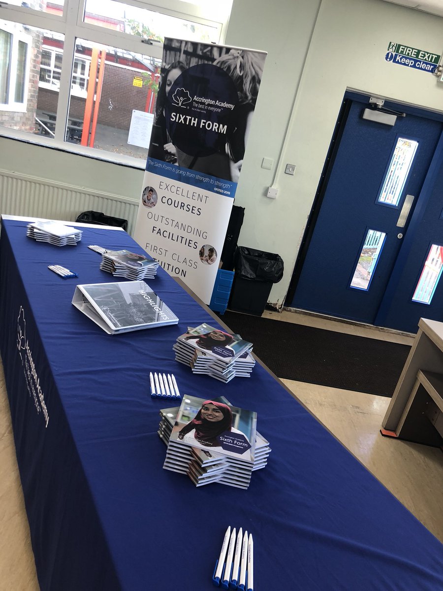 MissGAA6th's tweet photo. All set up and ready for the Careers Fair @MountCarmelHigh tonight! Come and see what we have to offer @AA6th @acc_academy #bestineveryone #aspirations https://t.co/sjhGgFbT7s