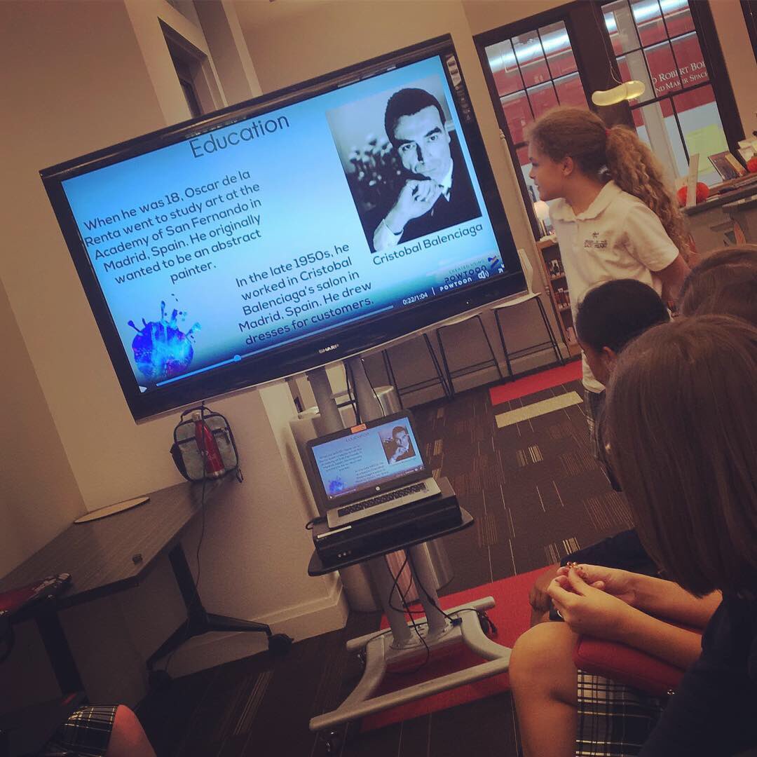 ashlibrary_ms's tweet image. 6th grade students present their @Powtoon presentations on #famousimmigrants @ASHRosary