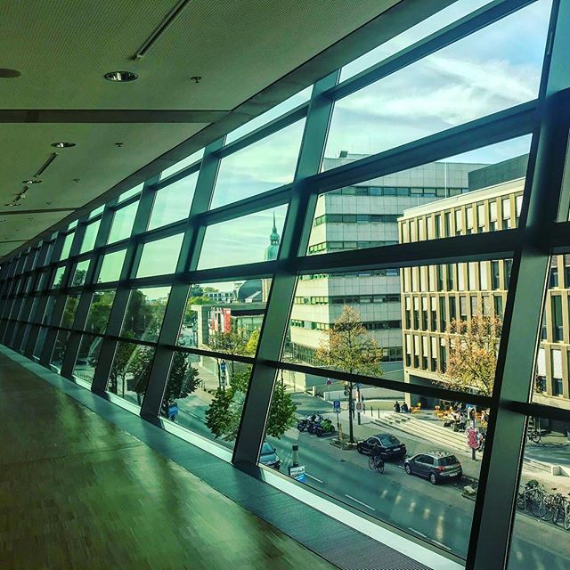 joachimjlayes's tweet photo. Really a great building to host and attend a conference: #darmstadtium in #darmstadt #germany for @Autodesk 's #AUGermany https://t.co/Z95rrdVSpV https://t.co/39aRJeHwRm