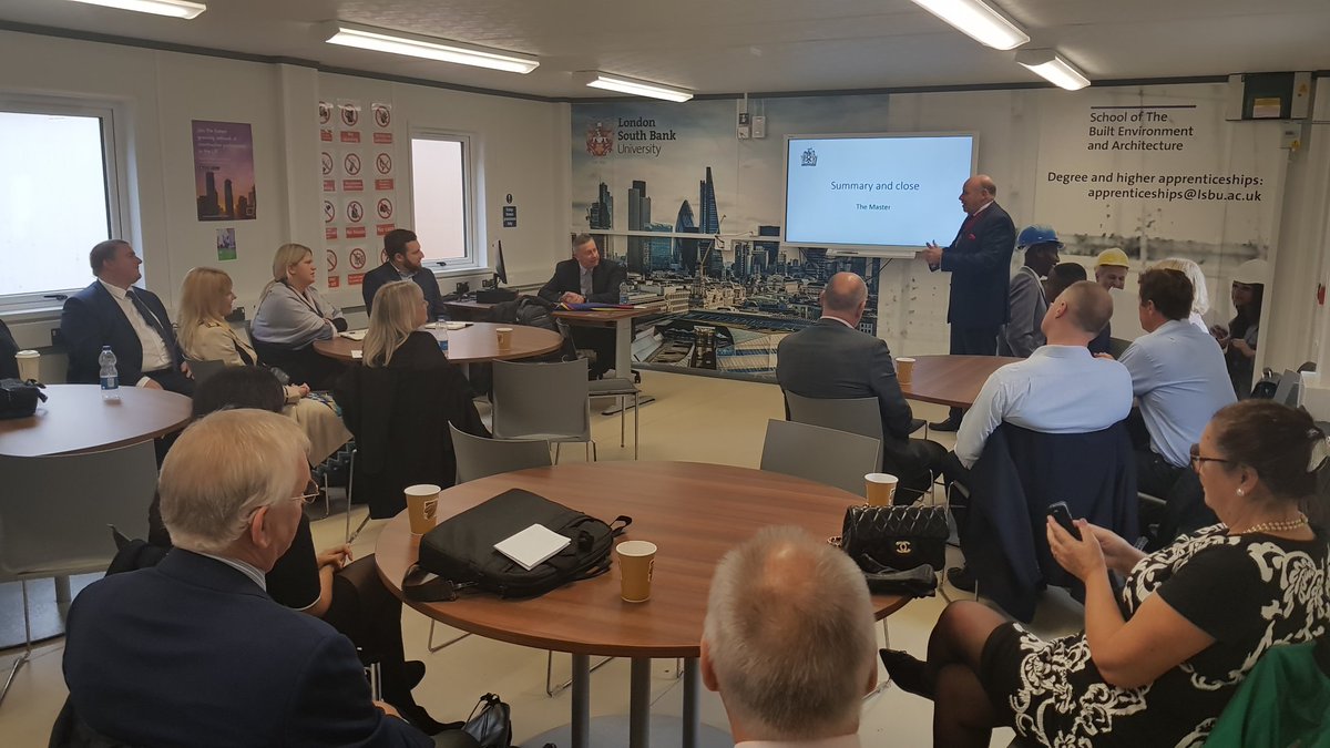 ThePaviors's tweet photo. The @PaviorsMaster brings today's fascinating vist to @Lendleaseuk Elephant Park project to meet the current London Construction Academy students to a close #construction https://t.co/fq3yr0EdAr