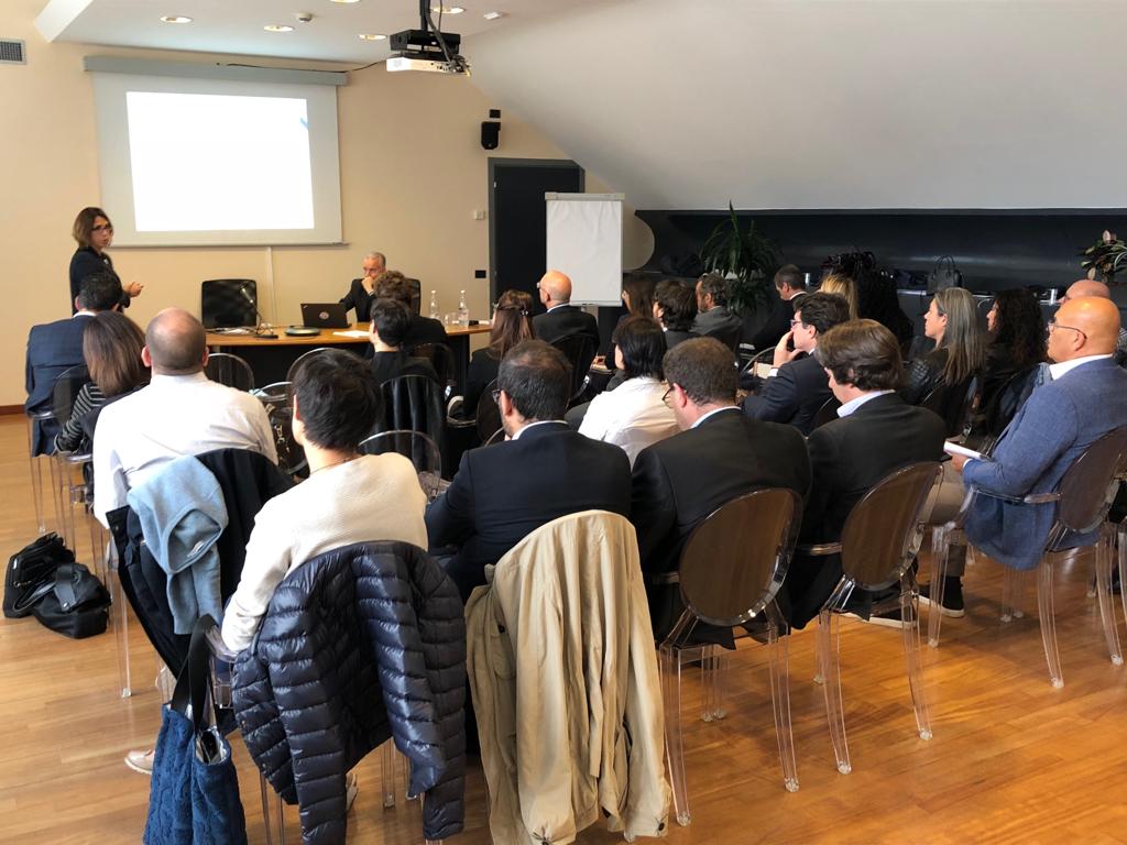 masmacciocchi's tweet photo. Refresh sui benefici fiscali del #Leasing, #Superammortamento, #Iperammortamento, #SabatiniTer. Il team commerciale Leasing di #Bancaifisimpresa sempre aggiornato e pronto a fornire consulenza ai clienti nei loro investimenti. https://t.co/zLyhi7gKbF