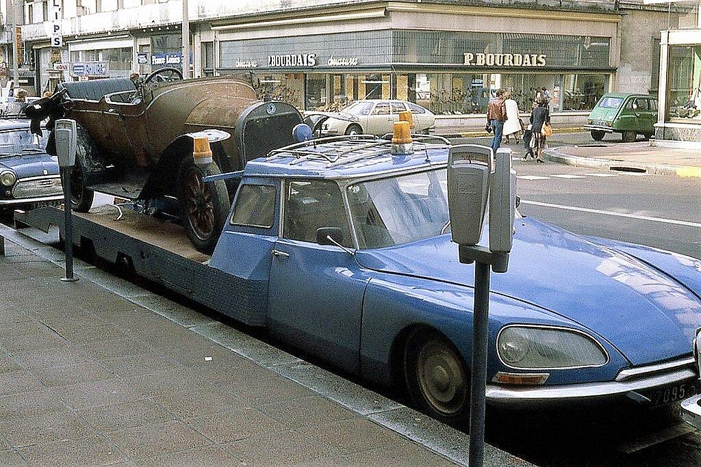 Citroen car transporter