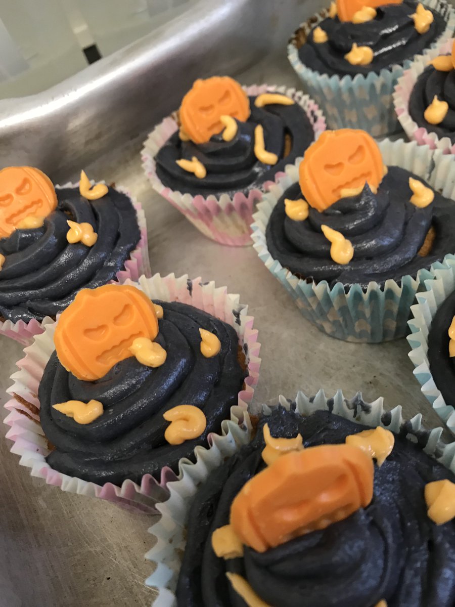 CentrumCareHome's tweet photo. Halloween fever seems to be taking over - check out the cupcakes decorated by our residents https://t.co/qB6qdHEKkk