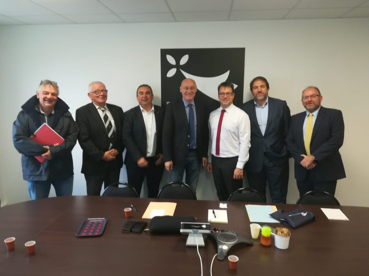 Avec Bernard Laporte, Président de la @FFRugby, Serge Simon et Yvon Colléau, Président de la ligue de Bretagne, pour travailler sur le développement du #Rugby en #Bretagne et réussir la coupe du monde 2023 en #France