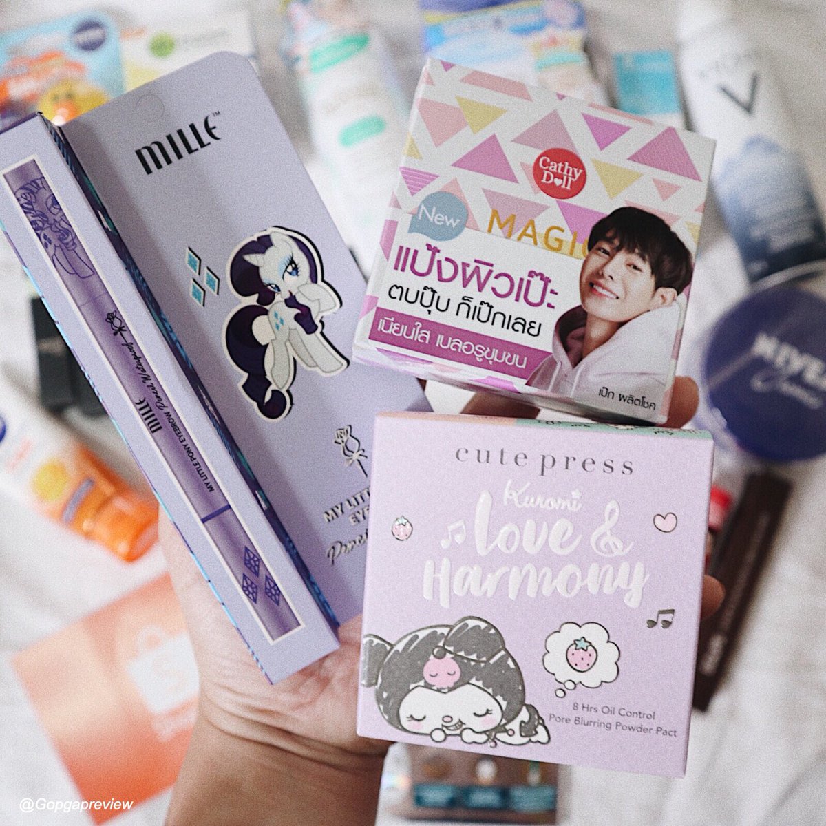 Gopgapreview's tweet photo. ช่วงนี้ช้อปเก่ง ซื้อเก่ง ล่าสุดตอนนี้มีโปร Shopee Beauty Sale ด้วยแหละ ลดสูงสุด 90% และชิ้นที่ 2 1 บาท กระเป๋าเงินสั่นเลยจ้า โปรนี้เริ่มตั้งแต่ 17-20 ต.ค.นี้น้า รีบๆไปช้อปค่ะ มาเสียเงินกันเถอะ 💸
ไปค่ะ 👉🏻 https://t.co/IvVOMVdEpy
#ShopeeTH #ShopeeBeautyBox https://t.co/BM5pHbdT35