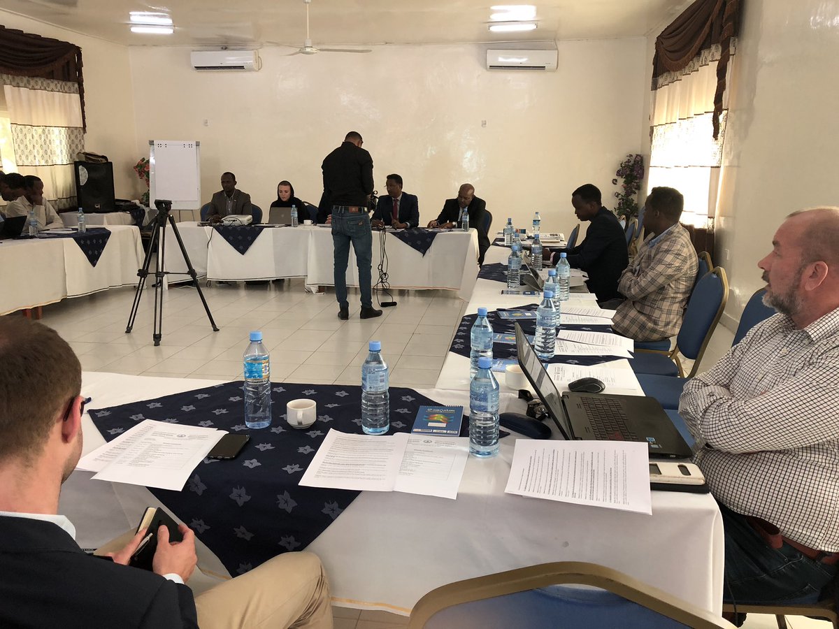 Doelm's tweet photo. Today in #Hargeisa discussion on measurement & performance of #RuleofLaw&security institutions in Somaliland using #SDG16 for peace &security which is possible due to efforts put in place by Government thru #NDP2,CSO’s contributions & international community@Ministry ofplanning https://t.co/wWYcVzjGlO