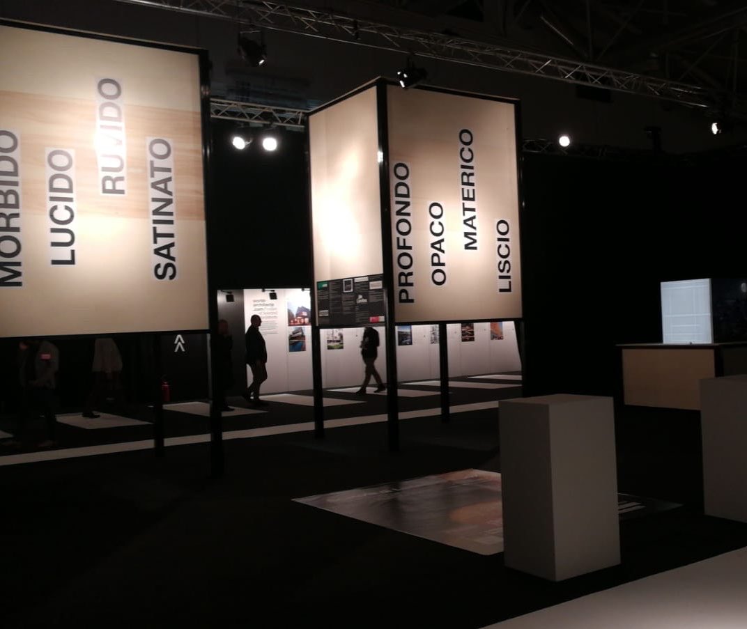 PaolaUrbanoLD's tweet image. Exhibit LIGHT BOX  - ⁦@ATW_INTL⁩ ⁦@APIL_light⁩