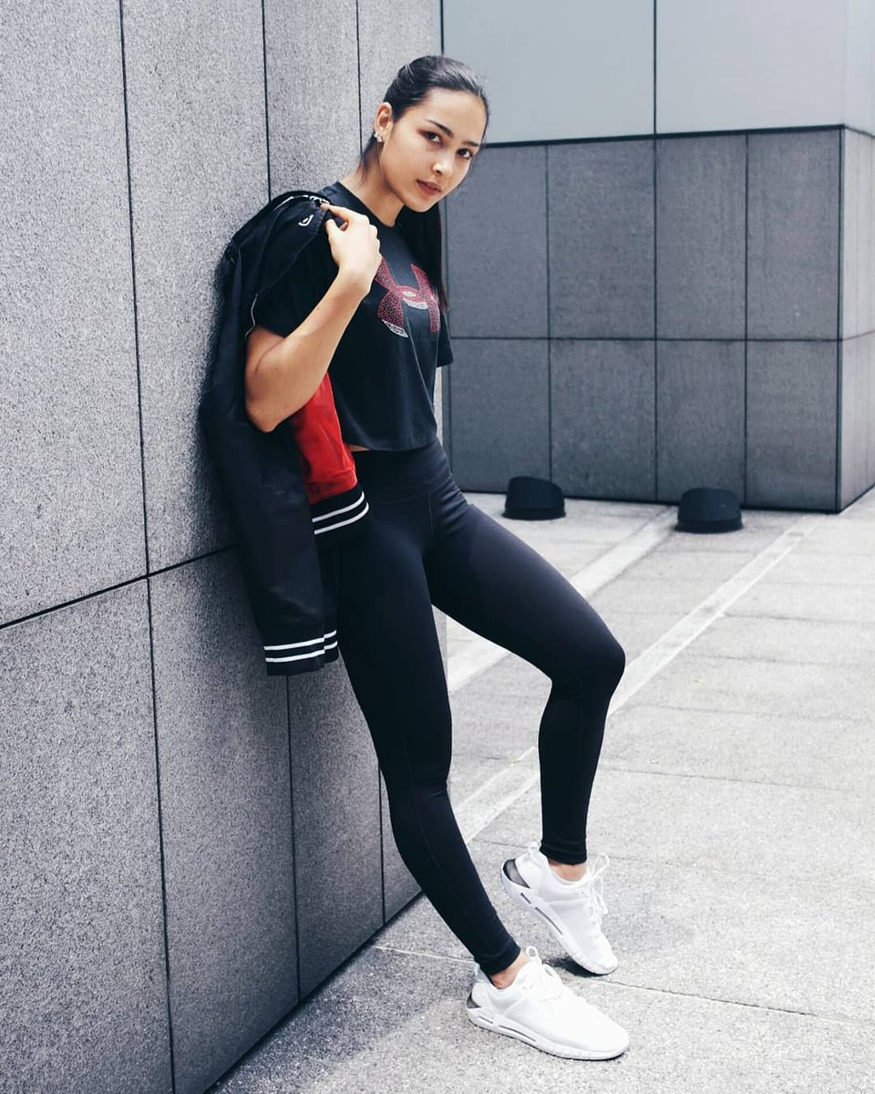 คอลเล็กชั่นใหม่ Be Seen จาก #UnderArmourTH เสื้อสไตล์สปอร์ตแบบคูลๆ ใส่ได้ทุกวัน ก่อนและหลังออกกำลังกาย มีขายเอ็กซ์คลูซีฟที่เซ็นทรัล เวิลด์เท่านั้น