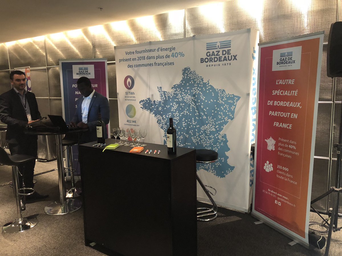 Cyril VINCENT (@cyrilvincentgdb) on Twitter photo Si vous souhaitez déguster un peu de l’autre spécialité de Bordeaux (après le gaz bien sûr 🙂) passez sur notre stand ce midi au <a href="/CongresGAZELEC/">Congrès GAZELEC</a> jour 2 ! Nous vous attendons pour échanger sur le marché gaz autour d’un verre ! @GazdeBordeaux Si vous souhaitez déguster un peu de l’autre spécialité de Bordeaux (après le gaz bien sûr 🙂) passez sur notre stand ce midi au <a href="/CongresGAZELEC/">Congrès GAZELEC</a> jour 2 ! Nous vous attendons pour échanger sur le marché gaz autour d’un verre ! @GazdeBordeaux