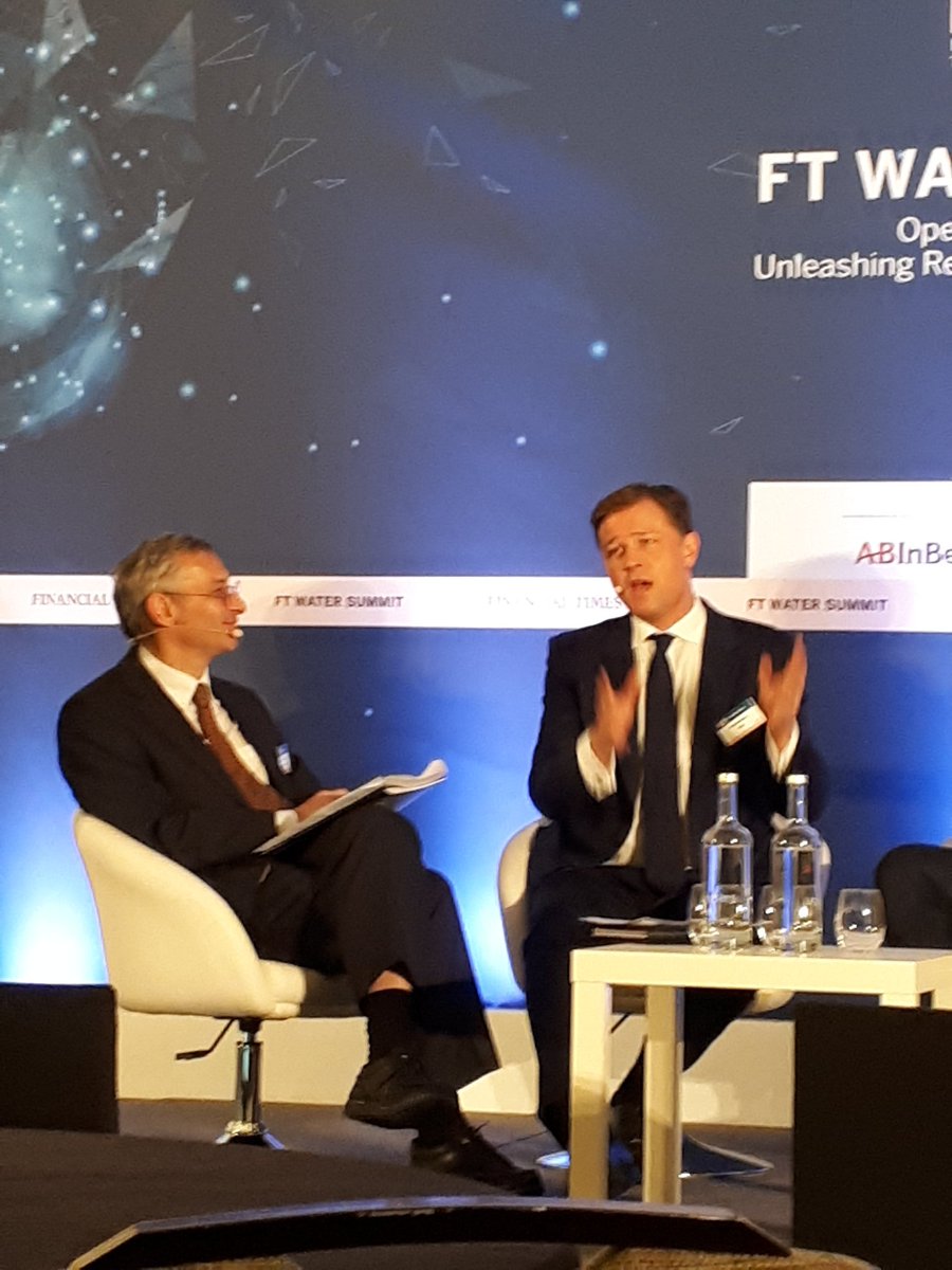 .@CDP CEO @CDP_PaulS explaining to the crowd at #FTWater why the #TCFD matters for #Watersecurity #disclosureworks