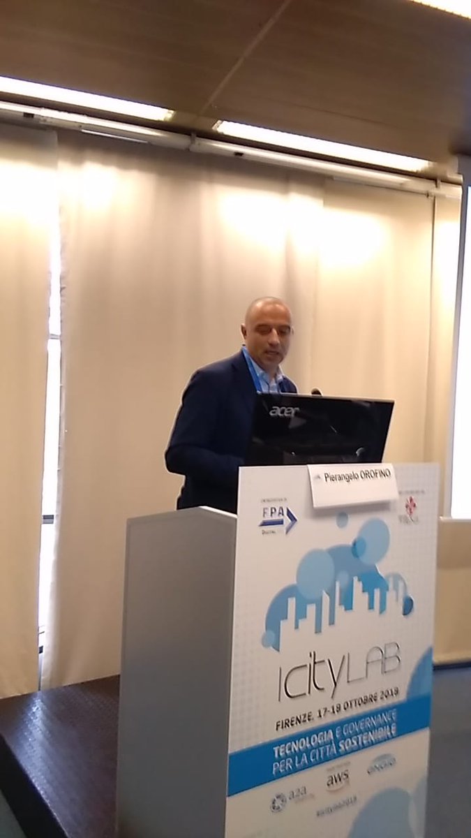 ZeroUnoWeb's tweet photo. #PierangeloOrofino @Comune_Cagliari Abbiamo scelto il #cloud in occasione delle elezioni per fornire rapidamente e a costi limitati i risultati. Abbiamo altri progetti per attività di #smartparking #smarttrafic pubblicando i dati via #api #ICityLab2018 #ICityRate2018 @FPA_net https://t.co/wCIKgQtTdc