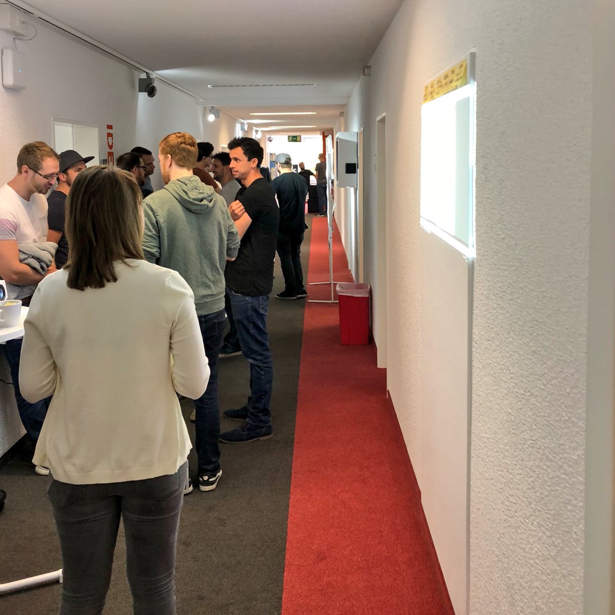 Jan_adM_09's tweet photo. Reviewmesse @ congstar! 
#congstarwall https://t.co/sW6UuqiNPU