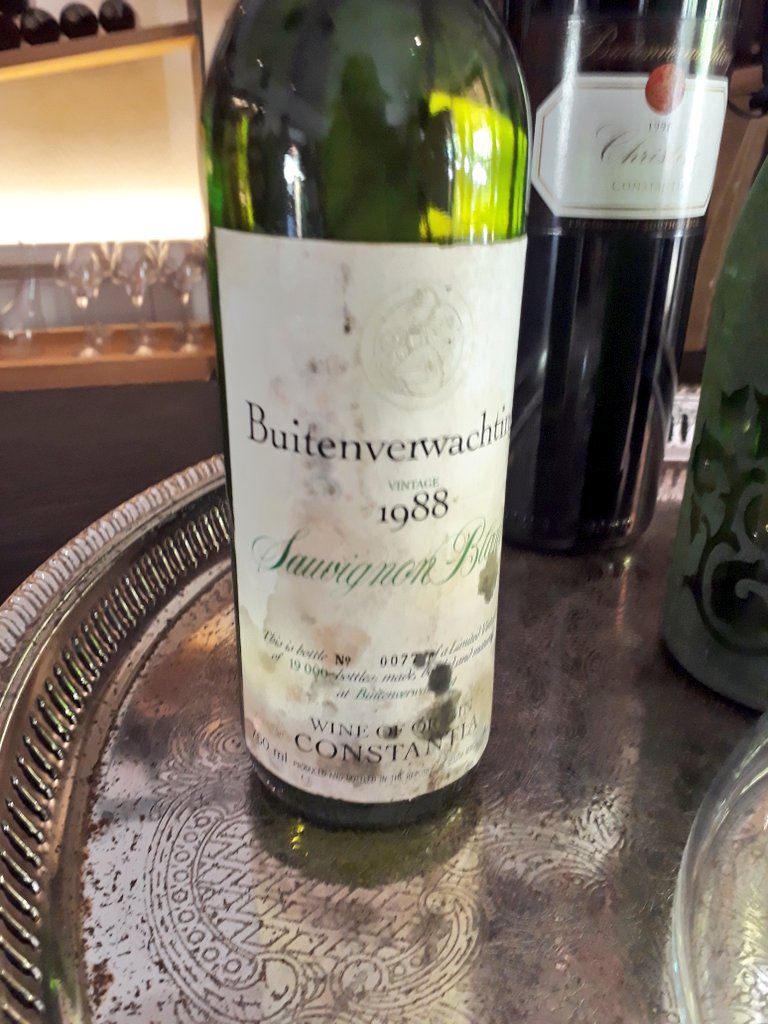 WittyWineWoman's tweet photo. Amazing day out at @BeyondBuiten sampling their brand new Amouse and Vintage pairing. It's R245 and it's on the @EntertainerZA so Buy-One-Get-One-Free!

Definitely something not to be missed!

#ENTERTAINERcapetown https://t.co/vhBXscgun7