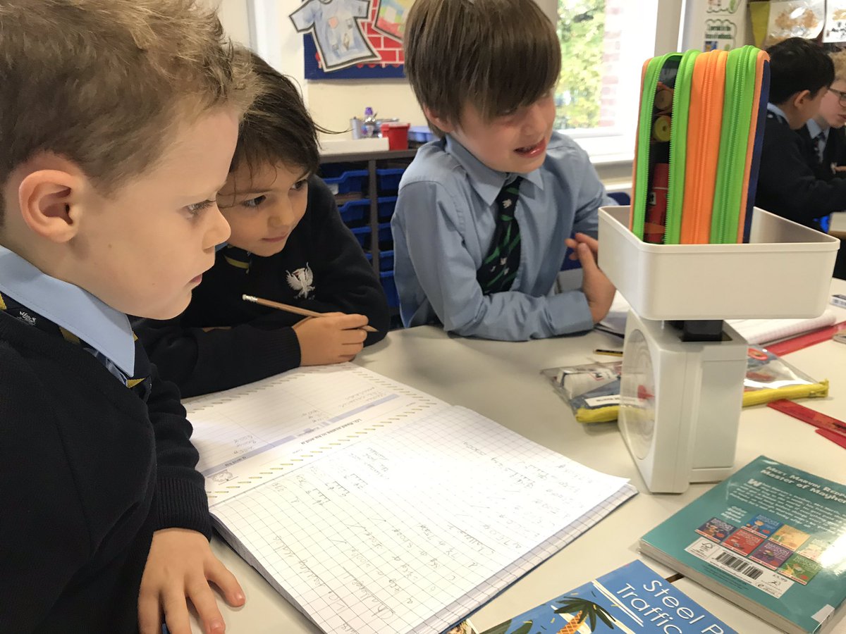 BPSYear3's tweet image. We having been working on mass this week in Maths and really enjoyed getting practical #mass #practicalwork #mathsinaction