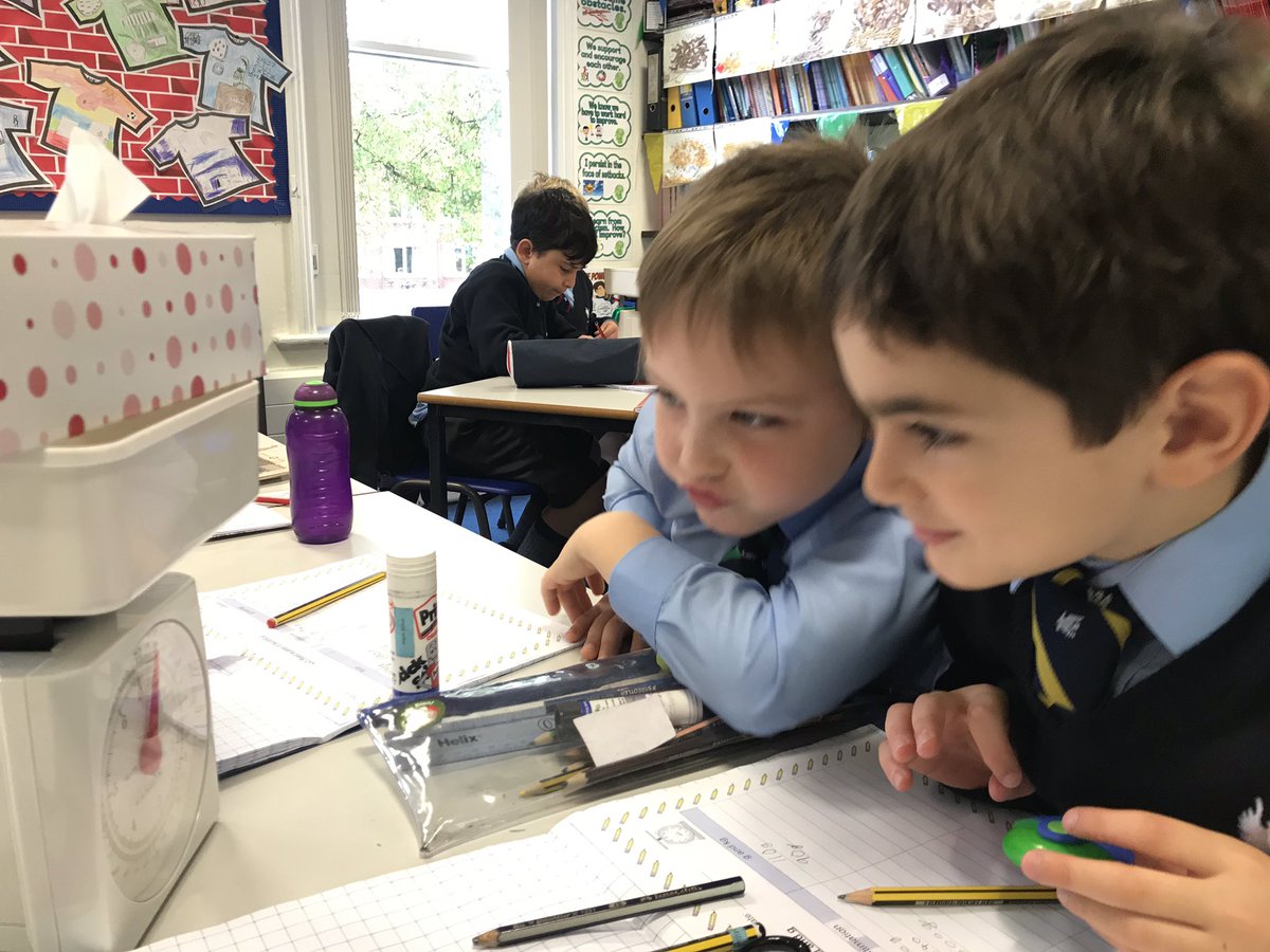 BPSYear3's tweet image. We having been working on mass this week in Maths and really enjoyed getting practical #mass #practicalwork #mathsinaction