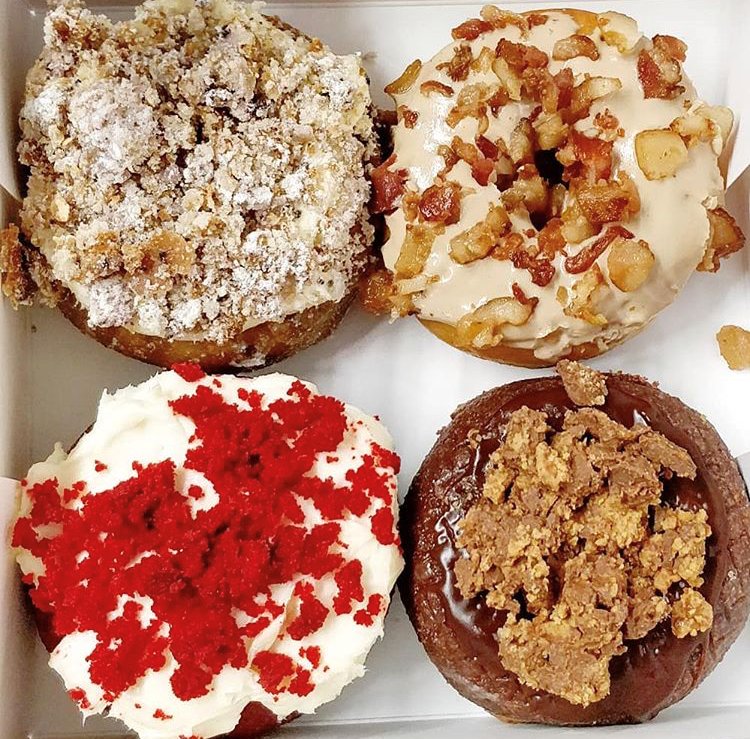 Glaze Donuts tweet media