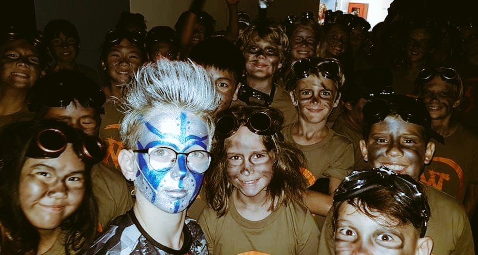 bourgeois1's tweet photo. #backstage is such a special place to be for #musicals #NISTis excited to perform our final show tomorrow night! #droidz https://t.co/CWsOFURUWw