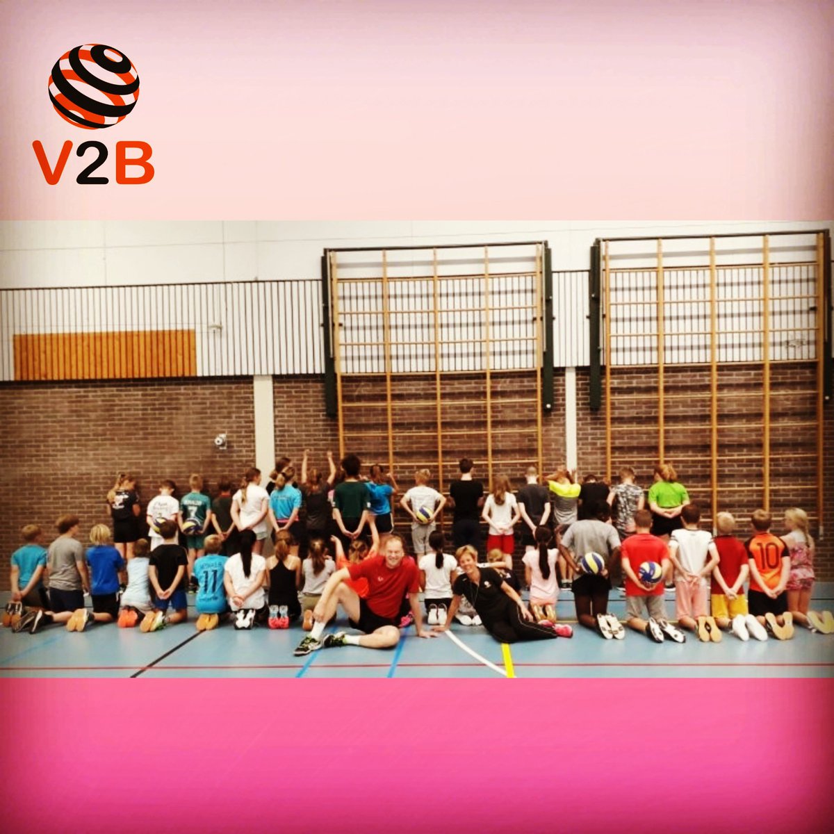 InfoVolley2b's tweet photo. Weer een enthousiaste klas bij basisschool De Poolster in Berkel en Rodenrijs!
En die AVG privacywet, die keren we de rug toe! 😋
🏐▪️🏐▪️🏐▪️
#volley2b #depoolster #berkelenrodenrijs #clinic #volleybal #lansingerland #avg #privacy https://t.co/osX5rBuE8N