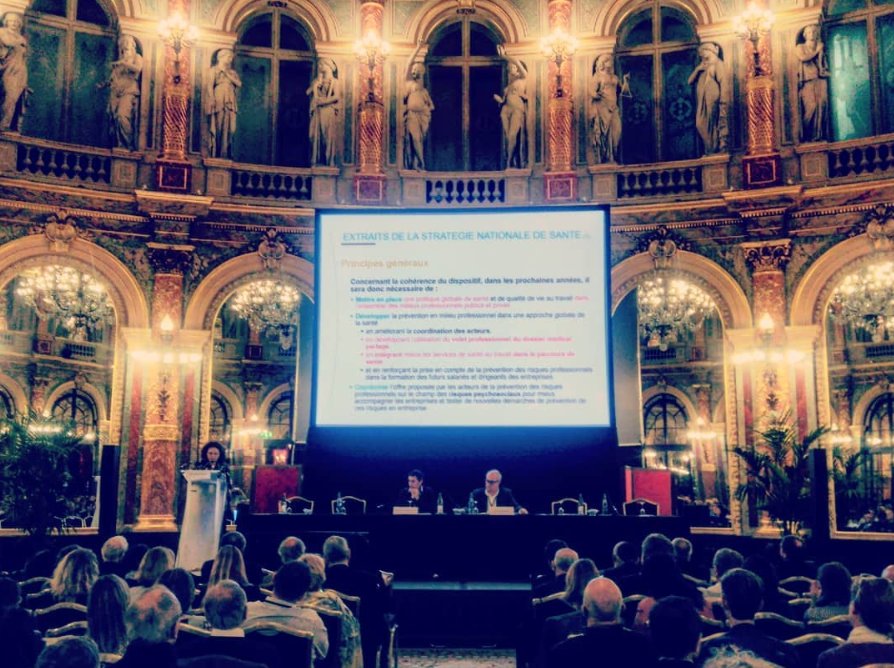 presanse's tweet photo. 4ème et dernière session des #JST2018, qui s'ouvre par une conférence sur la Stratégie Nationale de Santé 2018-2022, et la part donnée au #travail
#SantéTravail https://t.co/0BAweoKqHt