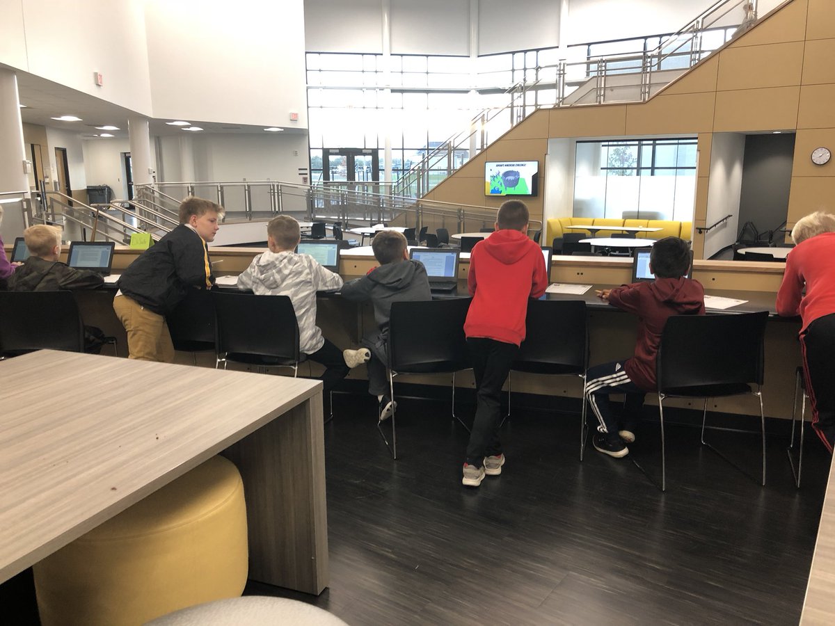 HPIPerrysburg's tweet image. 5th Grade ELA author walk in the Commons! #NarrativeWriting #PublicationCelebrations