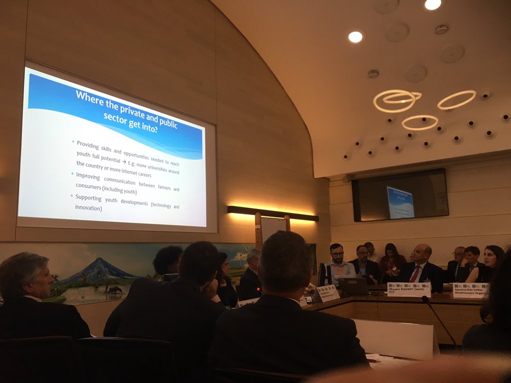 Sarah Crofoot tweet media