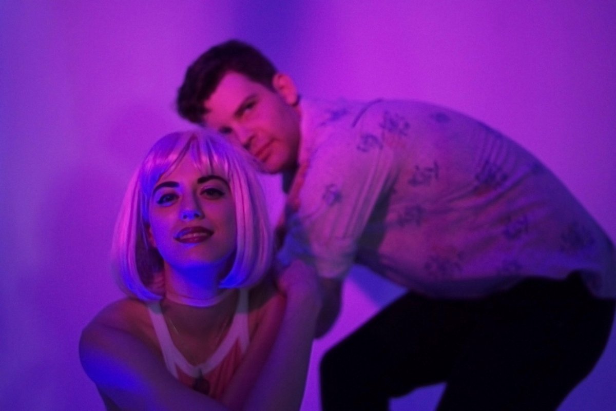 Hear Brooklyn duo The <a href="/thevaluesband/">The Values</a> cover #TalkingHeads' "This Must Be the Place (Naive Melody)" covermesongs.com/2018/10/the-va…