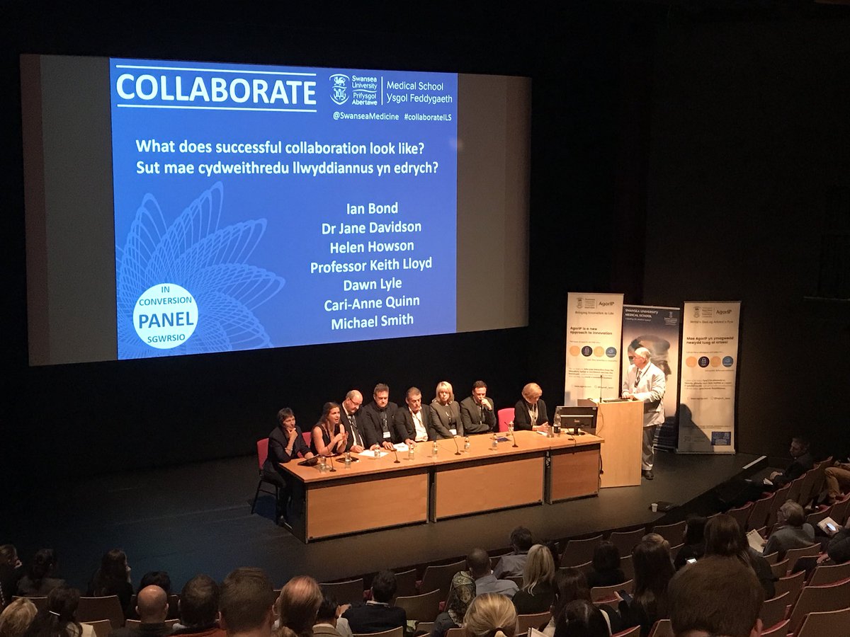 Photographsof's tweet image. Photographing Collaborate 2018 for @SwanseaMedicine in the @TaliesinSwansea #collaborateILS
