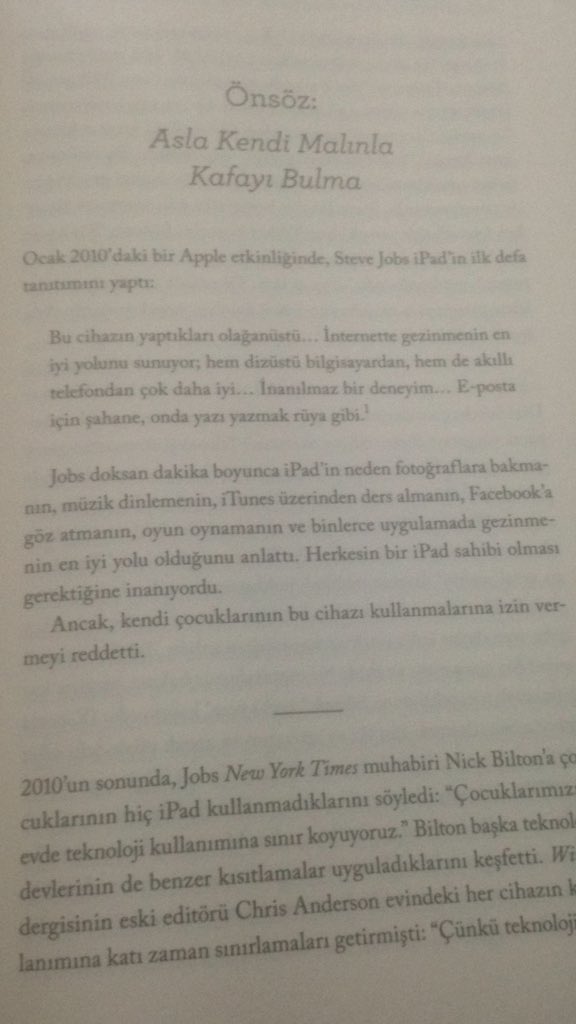 ercanaltug's tweet photo. Adam Alter' in 'Karsi Konulamaz' kitabi Steve Jobs'un kizlarina IPAD hic kullandirmamasi itirafiyla baslayan teknoloji bagimliligina kapatip ya da detoks gibi gecici degil bilincli tuketim ile teknolojik cozum oneriyor. Son chapter 'oyunlastirma' bir yontem olarak onermis 💪👾👏 https://t.co/1Aj54htUnS