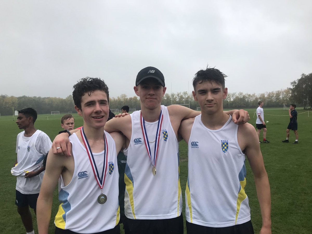 WCGSSport's tweet image. WCGS Sutton borough cross country  results. Yr 7 came 3rd, Yrs 8/9 came 2nd, Yrs 10/11 came 4th, Yrs 12/13 came 2nd. Fantastic individual and team efforts by all our runners. #courageandcommitment