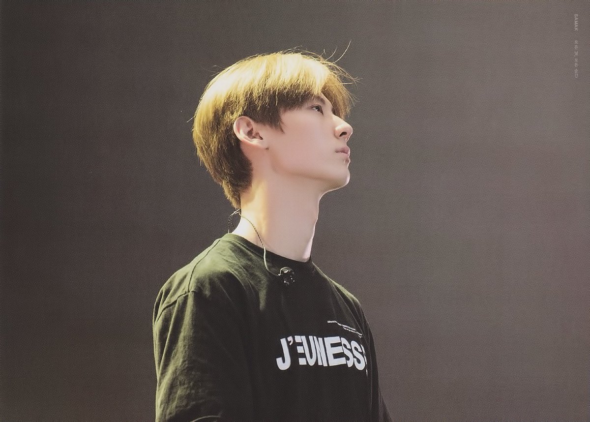 samak0809's tweet photo. [SCAN] WANNA ONE WORLD TOUR in SEOUL #황민현 #MINHYUN

https://t.co/KqPzmiXY9x
https://t.co/qa4DQgdyd1
https://t.co/b6JXZ0NaR4
https://t.co/wZTgTkBiJW https://t.co/uFVxY2RBDV