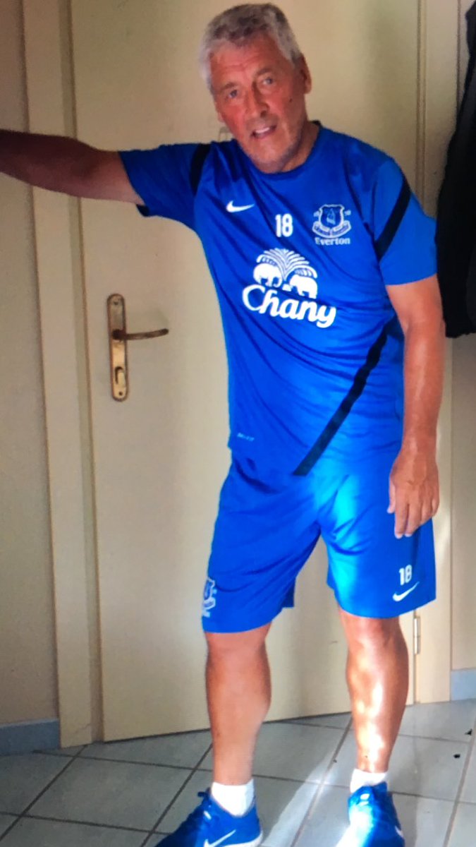 KitsOnHangers's tweet photo. It doesn’t get any easier .... !!!!#TooOldForThisSh** https://t.co/HHaHvZ0eet
