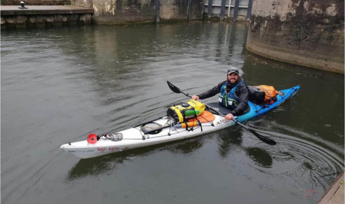 JustGiving's tweet image. Dan is a former soldier who this weekend completed a mammoth 910 mile kayak/walk spanning the length of the UK.

He did it to raise funds for the @PoppyLegion and his efforts are not going unnoticed #paddleofbritain

just.ly/2EreAOp