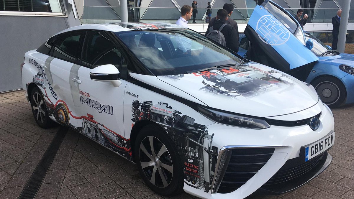 CleanHydrogenEU's tweet photo. Have a look at the achievements of the #FCH_JU funded #SWARM Project, from #Rasa to #Microcab & H2 refuelling #HRS. They all show the potential of H2-fuelled road transport as a pan-European solution to the need for efficient & competitive alternatives to fossil fuels! https://t.co/784LLhJtHS