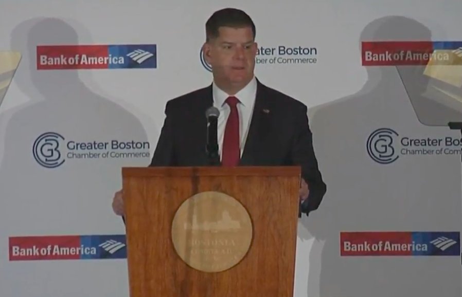 CityOfBoston's tweet photo. "Today I want to focus on climate change. It's an urgent priority." @marty_walsh addressing Greater #Boston Chamber of Commerce, watch live on https://t.co/O1wfAGONh5 @BostonCityTV #GBCC2018 https://t.co/3MOVyrkEoq