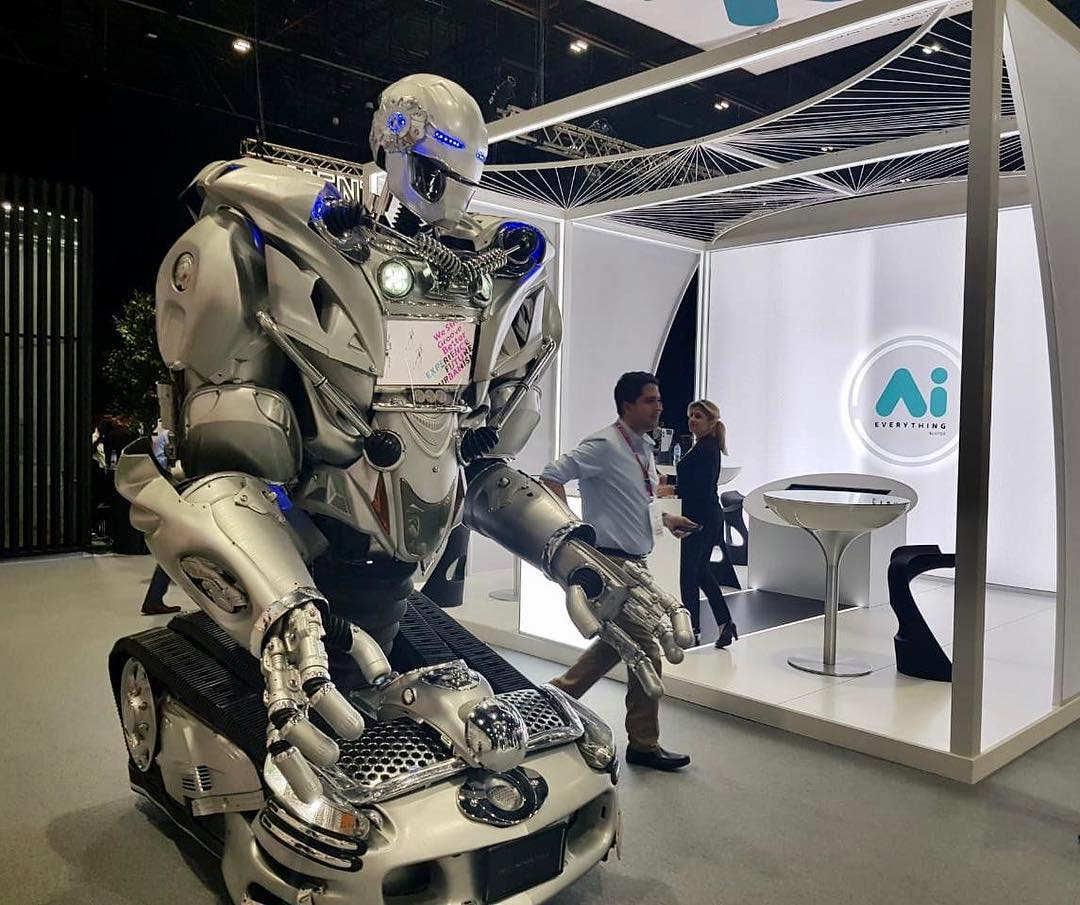 Look who we spotted by the AI Everything Stand in Za’abeel Hall 6! Marshall Robot #GITEX

#GITEX2018 #GITEXFutureStars #Dubai #UAE #DubaiWorldTradeCentre #tech #news #technews #business #Robots #ExperienceFutureUrbanism #5GNetwork #Security #smartcities
