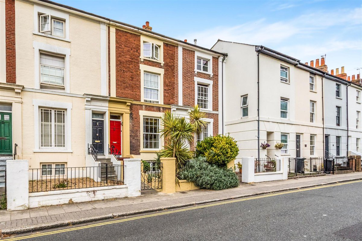 For sale, a beautiful Victorian Townhouse, three double bedrooms and three receptions St James Road, #Southsea.  Selling with no forward chain. £379,950. Call to view. #Sales #Leaders #Southsea. 02392838344.