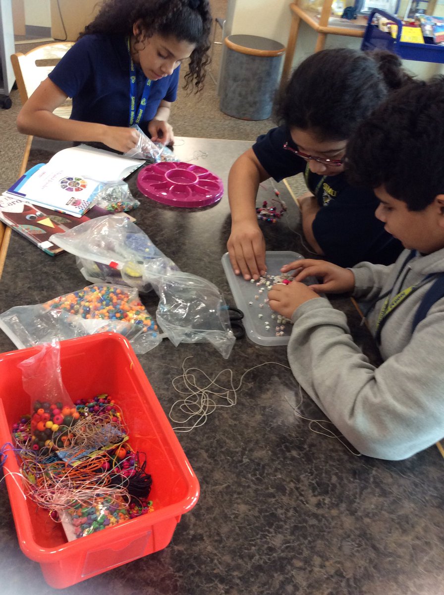 SMS_Library's tweet photo. Crafting in the @SMS_Library: Jewelry Making - DIY Bracelets are super popular #LearnSomethingNew #SMSLibMakerspace #HaysLib #MakerGonnaMake @SMS_Wolverines #ProudToBeAWolverine
Follow us on Instagram @simonmslibrary https://t.co/Z0BEsrqdGb