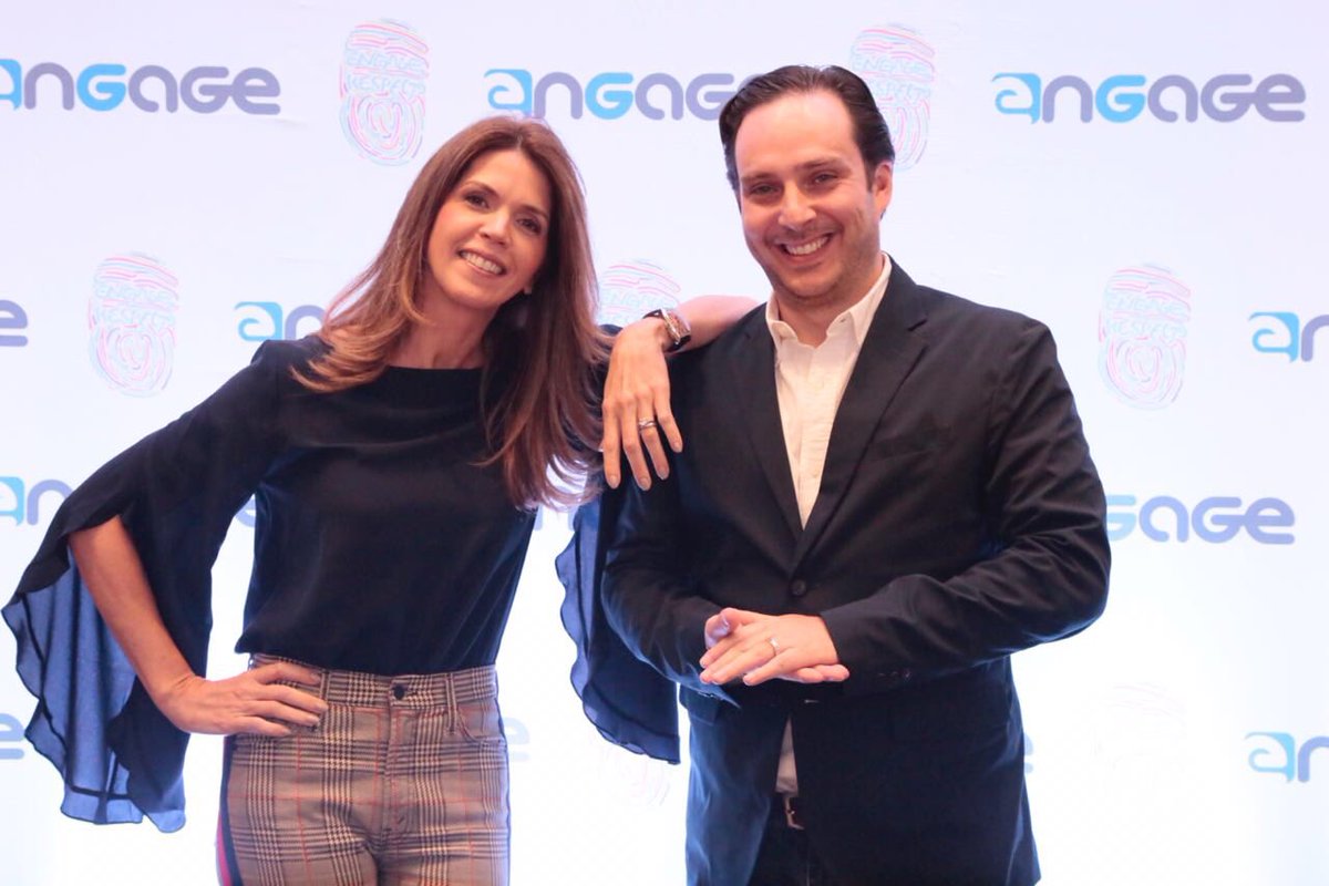 StellaLeonF's tweet photo. Nuestra pasión es descubrir y hacer realidad nuevos retos...  Además nos divertirnos!!! Hoy y siempre #EngageRespect @SomosEngage #fromhatertolover https://t.co/ku1UeUQYEg