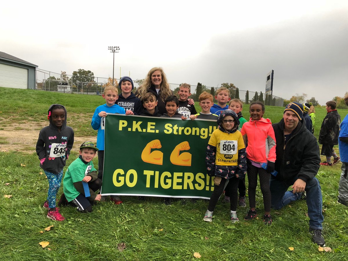 PKEElementary's tweet photo. PKE students showed up "strong" for the 16th Annual Cross Country Race. #@learnatCCS, #@jlyeloushan, #PKEStrong https://t.co/uQaisByynZ