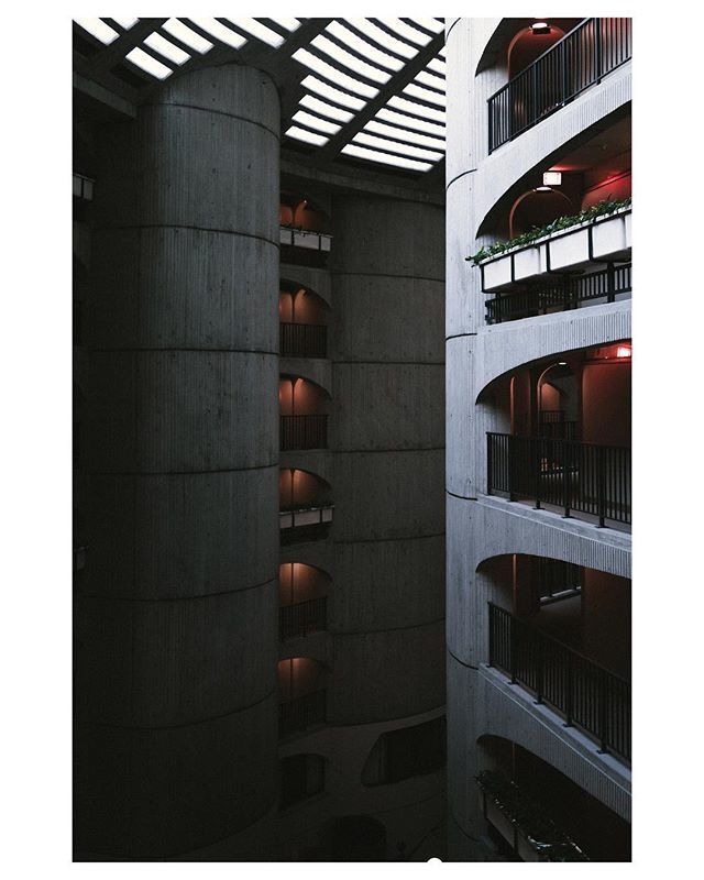 vincedesantiago's tweet image. Harump day. 
#LeicaTL #SDMfeatures #wearefeature . . .
. .
 #vsco #vscocam #bevisuallyinspired #createcommune #streetdreamsmag #way2ill #createexplore #hsdailyfeature #aov #moodygrams #thecreatorclass #urbanandstreet #theimaged #streetsofchrome #hsin… ift.tt/2QQzdoK