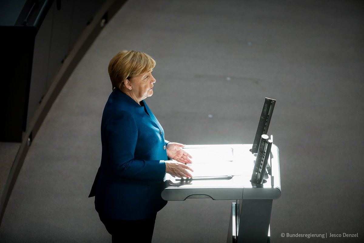 Bundeskanzlerin Merkel bei ihrer Regierungserklärung