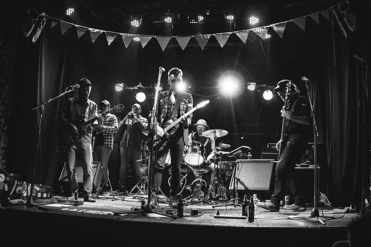 La_Chusma's tweet photo. Las fotos de nuestro paso por #MutarBar en Avellaneda!

https://t.co/fCNfFqN7wA

Nos vemos este finde en Miramar y Marpla! https://t.co/3OoPJnUlVK