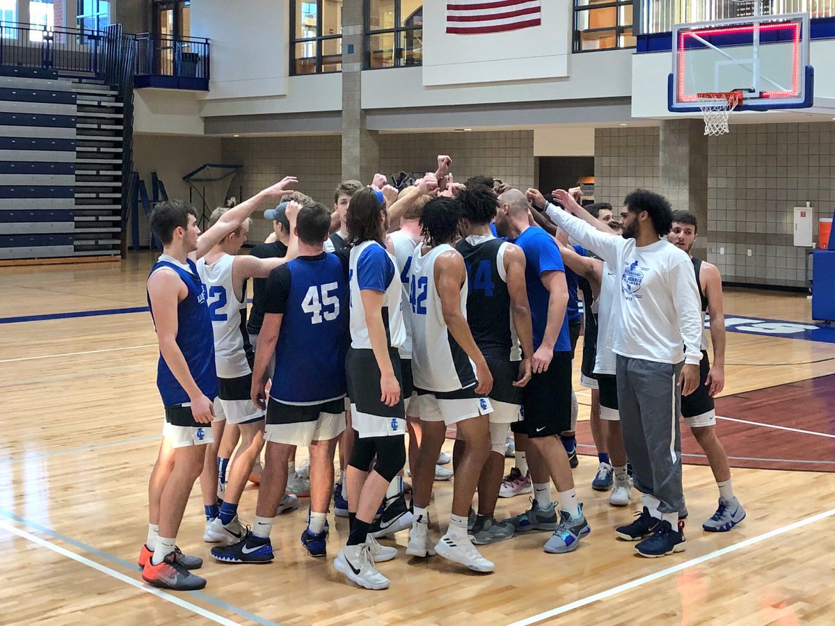 BlueboysHoops's tweet photo. Started before the sun was up and finished as it was rising π
Getting better each time we take the floor together! ππͺ
#RiseAndGrind #6W https://t.co/LQwE7a8W7m