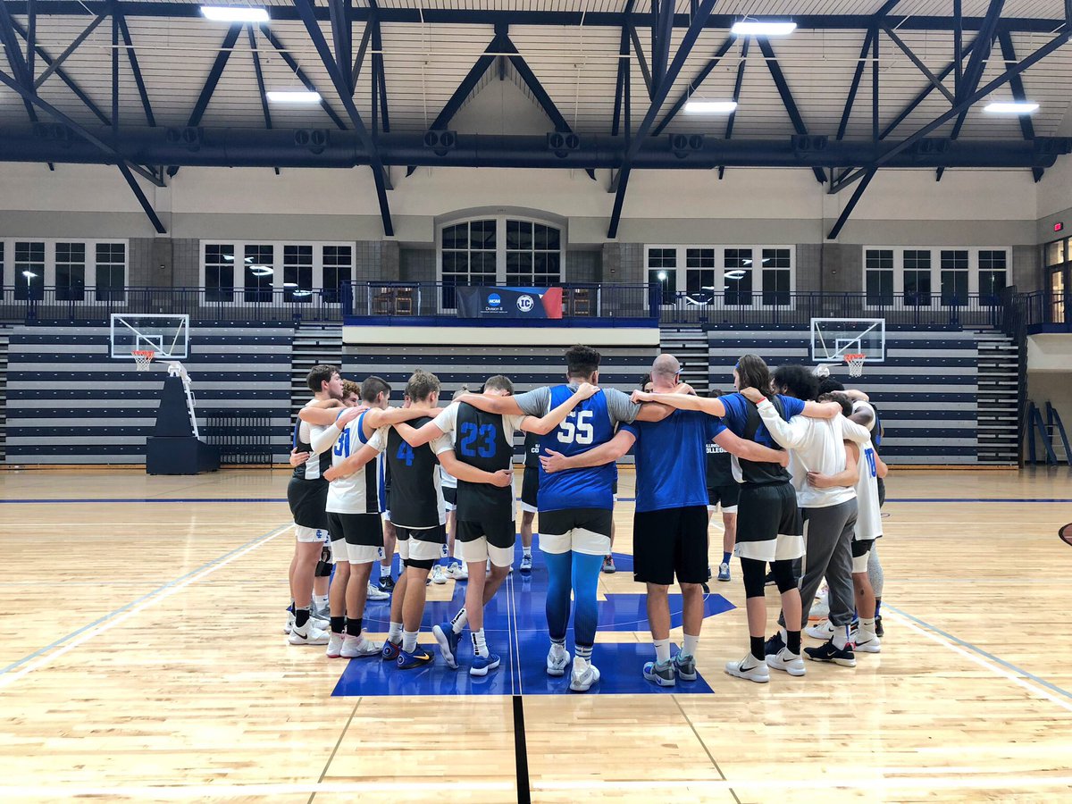 BlueboysHoops's tweet photo. Started before the sun was up and finished as it was rising π
Getting better each time we take the floor together! ππͺ
#RiseAndGrind #6W https://t.co/LQwE7a8W7m