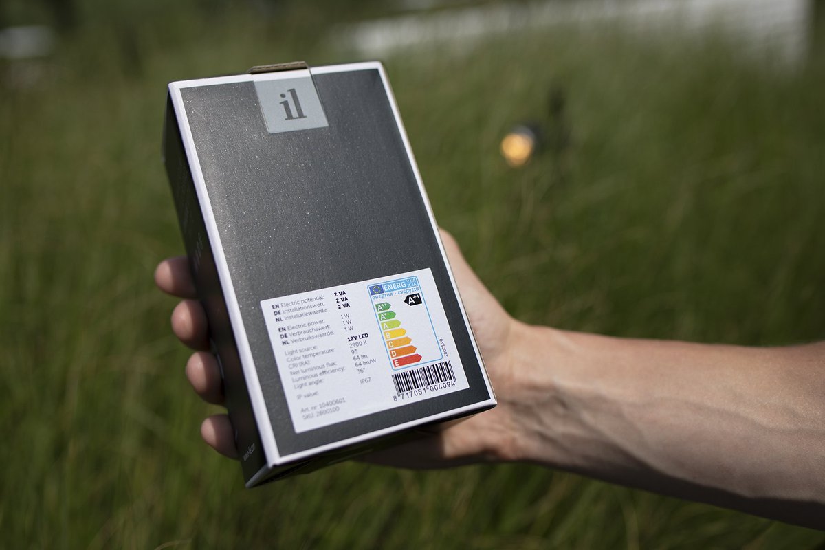 Benieuwd hoeveel energie een #inlite #buitenlamp verbruikt of wat bijvoorbeeld de #CRI waarde is? Op de verpakking en de website vind je alle technische data van een product. Weten wat al deze waarden betekenen? Lees dan ons blog over het verpakkingslabel bit.ly/in-liteVerpakk…