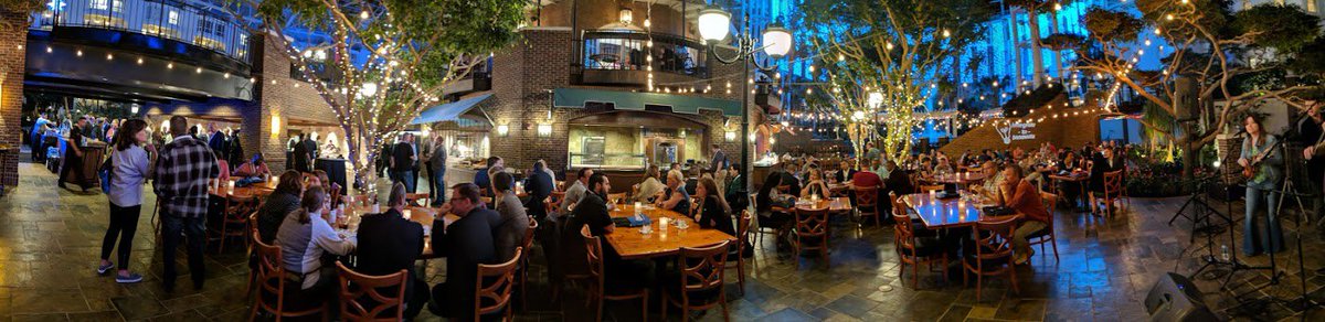 CleoNeverStops's tweet photo. Our reception was rockin' Nashville style at #CleoConnect 2018 last night! https://t.co/h6wRCO5gYg