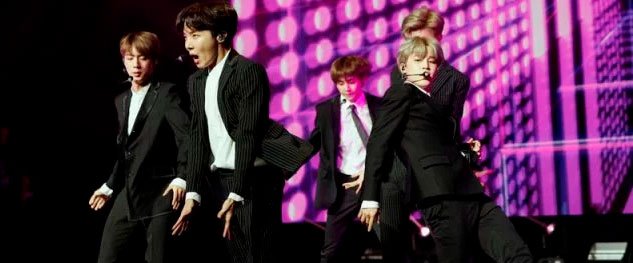 cinesargentinos's tweet photo. Cines proyectarán película de la banda de K-POP BTS https://t.co/jx2eAUYMA2 https://t.co/csxxr65xA6