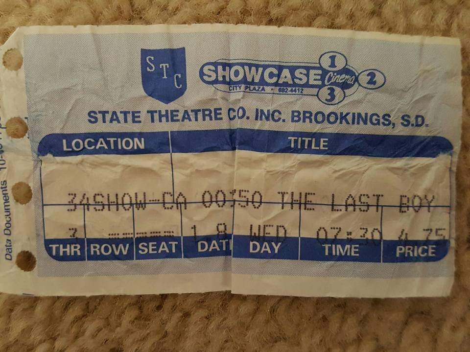 JenniStout's tweet photo. When you come across a memory and it makes you grin! Jan 8, 1992 - Date night with @adamvinatieri <I probably paid. Haha!>
#beforehewasfamous #sdsumemories #thegoodolddays https://t.co/fpv15WfHP5
