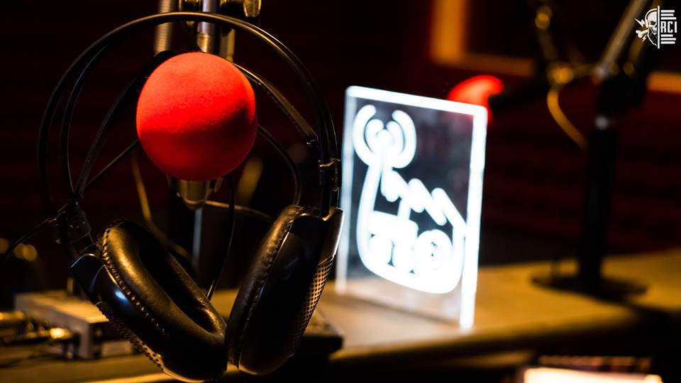 👉🏽Hoy hacemos agenda📅cultural en @desde_barrio por <a href="/RadioGrafica893/">Radio Gráfica</a>!
Ya tenés planes para el finde?🎸
Fechas de <a href="/EsenciaYaguar/">Esencia Yaguar </a>, <a href="/DLGP_oficial/">De La Gran Piñata</a>, #LeticiaLee, <a href="/_SinReceta/">Sin Receta 📣</a> y <a href="/TeLoDeboOficial/">Te Lo Debo</a>!
Cerramos con un temazo de Esencia Yaguar!, #Punk🤘
#BuenMiercoles