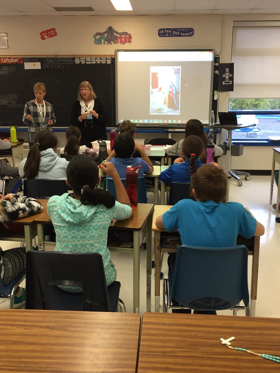 StCatPVNC's tweet image. Today we welcome our friends who are with us to pray the Rosary! #pvncprays #PVNCserves